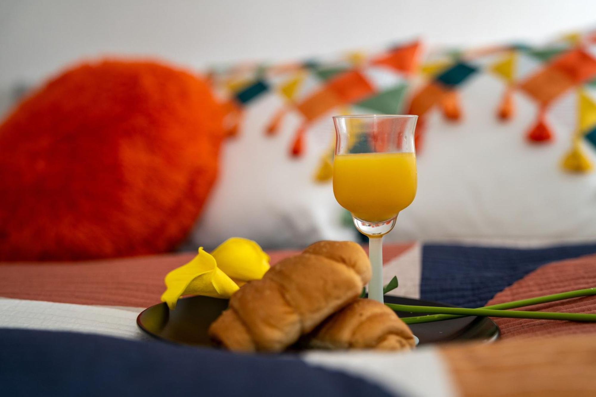 Cosmopolitan Comforts Flat
